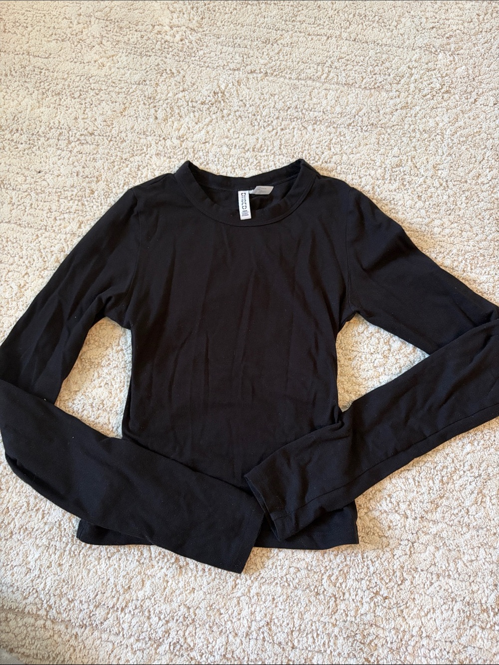 H&M Black Long-Sleeve Crewneck Women's Top size xxs